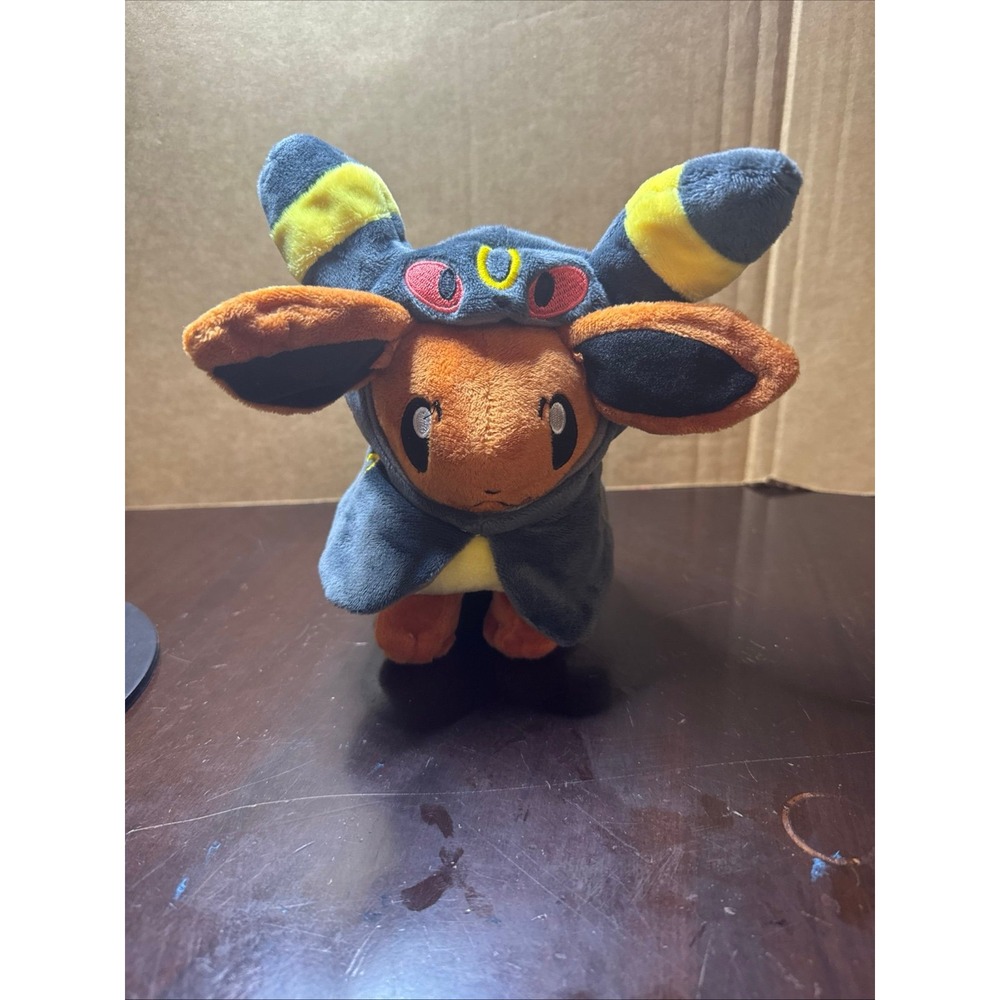 Pokémon Center Japan 2017 Eevee Umbreon Poncho Plush Toy RARE Pokemon 8"